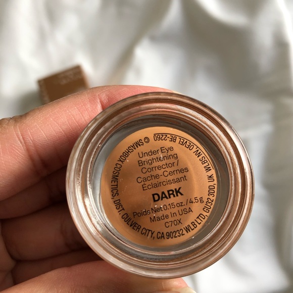 Smashbox X Becca Under Eye Brightening Corrector in Dark - Picture 2 of 9